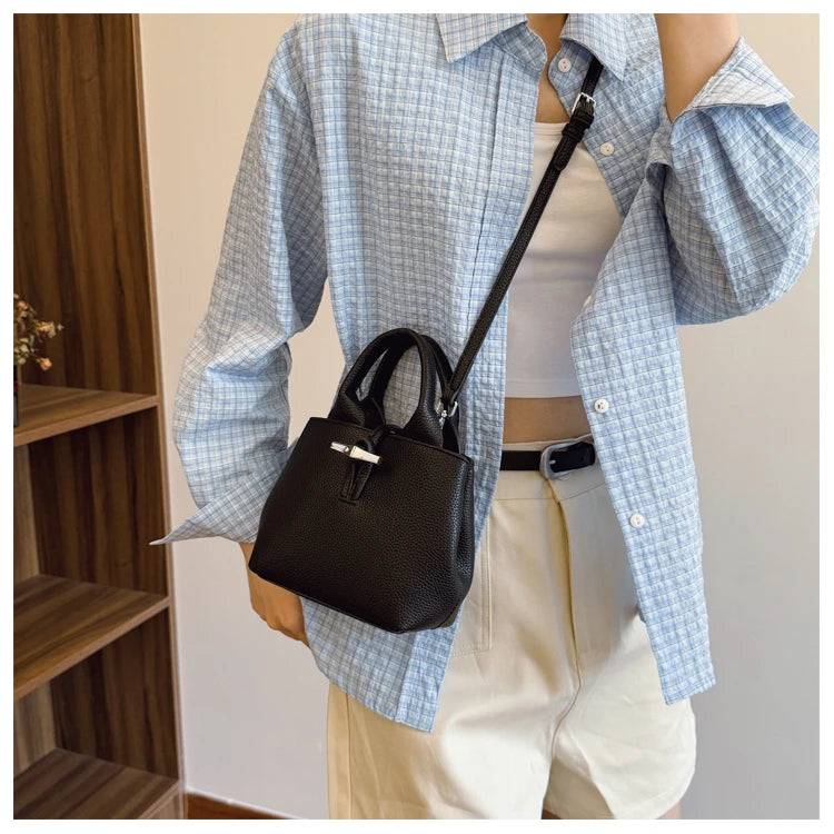 Chic Leather Crossbody Bag — Large Capacity