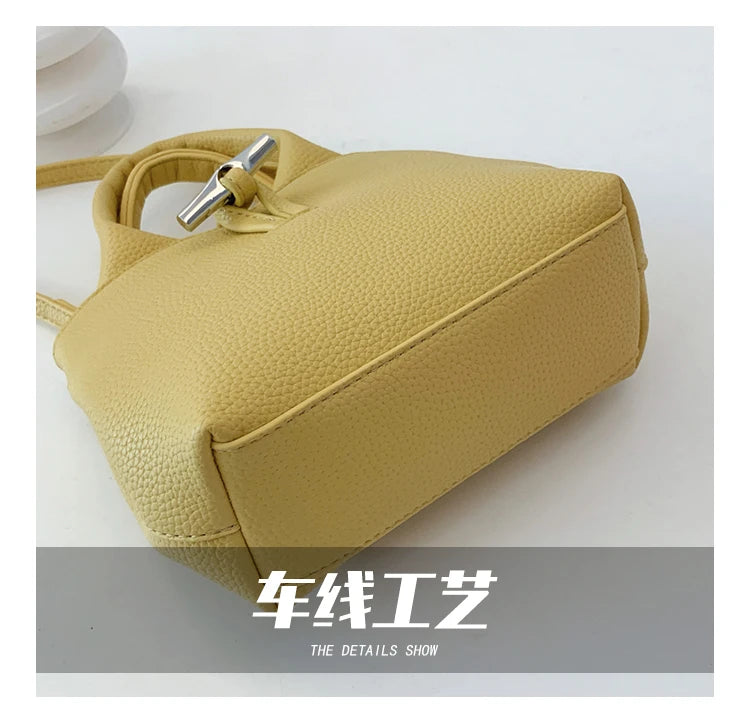 Chic Leather Crossbody Bag — Large Capacity