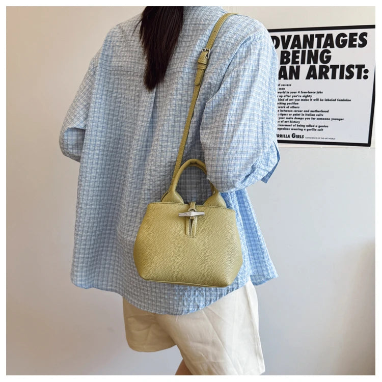 Chic Leather Crossbody Bag — Large Capacity